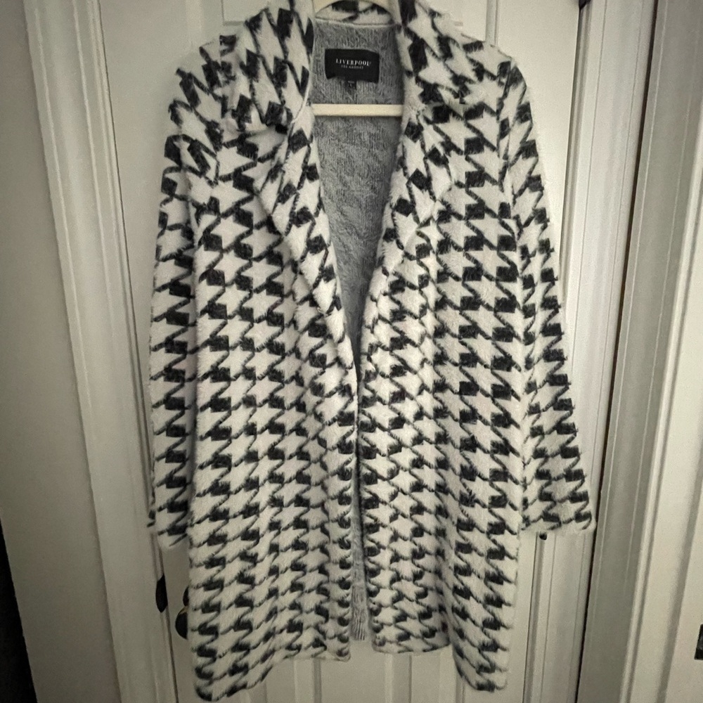 Liverpool Monochrome Houndstooth Coatigan